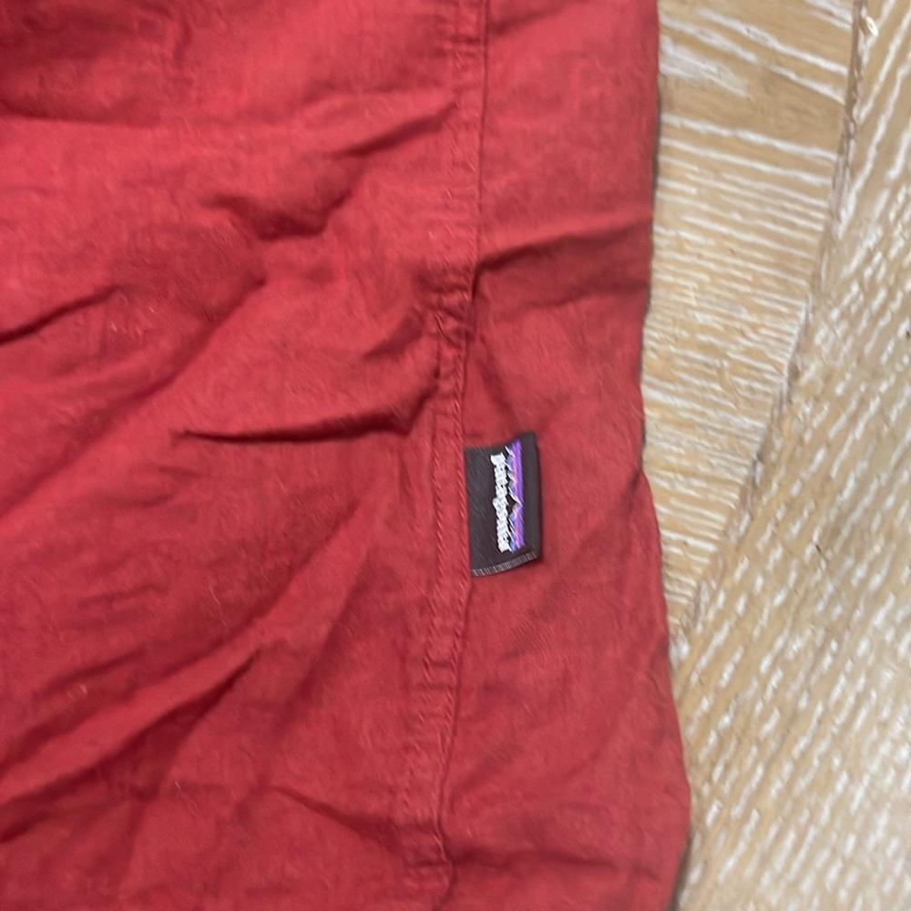 Patagonia button down - Picture 7 of 10